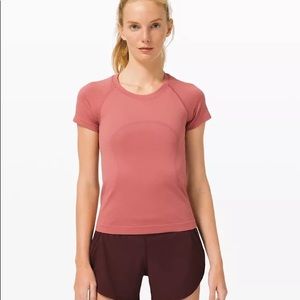 Lululemon Swiftly Tech Size 4 Race Length